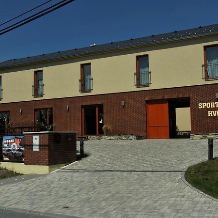 ホテル Sport Klub Hvozd エクステリア 写真